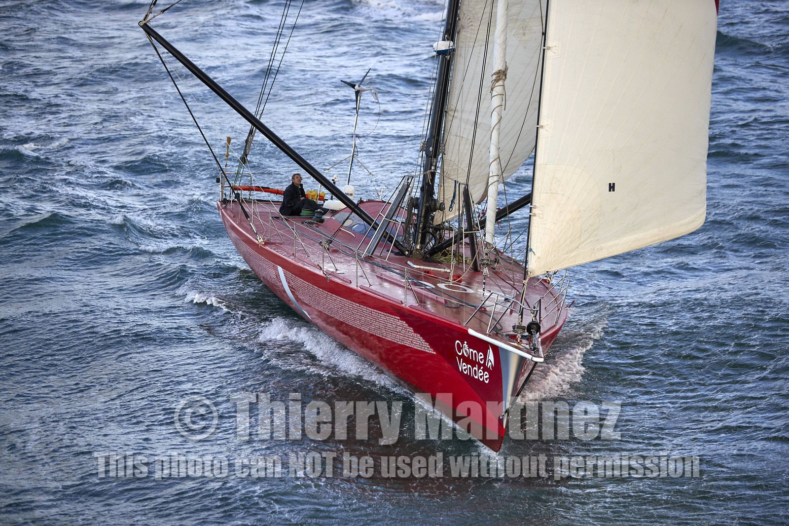 Départ de Jeff Pellet (FRA) sur son bateau COME IN VENDEE POUR UN TOUR DU MONDE;