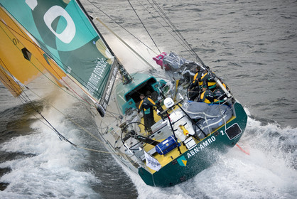 VOLVO OCEAN RACE START - VIGO-SPAIN- 12NOV 2005