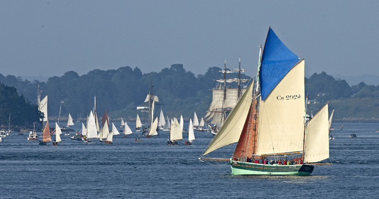 Semaine du Golfe 2015. Parade d'arrivée de la flotte.