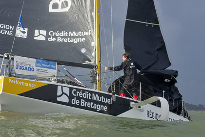 22_35049   © Thierry Martinez.ST NAZAIRE, FRANCE.07 Sept 2022.53éme édition de la Solitaire du Figaro.Arrivée de la 3éme étape , Ronan    St Nazaire.Tom Laperche (Région Bretagne-CMB Performance) vainqueur de l’étape et de l’édition de la Solitaire du Figaro 2022.