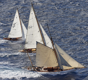 THM-21_23150_VOILES ST TROPEZ DAY 2 HELI