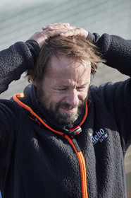 Single-handed sailing round the world record .
