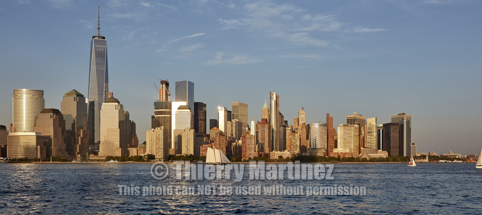 16_16749-NY at sunset