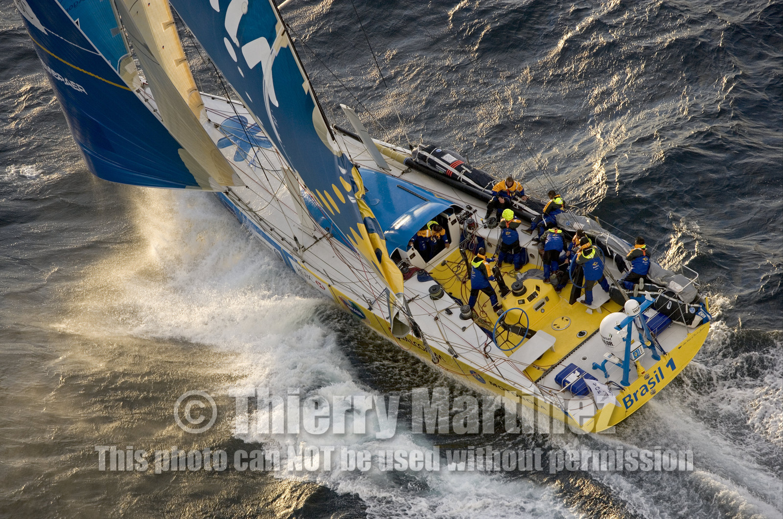 VOLVO OCEAN RACE START - VIGO-SPAIN- 12NOV 2005