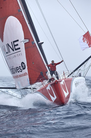 16_40374  ©Th.Martinez Sea&Co.  ILE DE GROIX - - FRANCE. 3 Août 2016. .Tanguy De Lamotte (FRA), a bord de l'IMOCA Initiatives-Coeur au large de l'Ile de Groix (FRA) en préparation du Vendée Globe 2016-17.