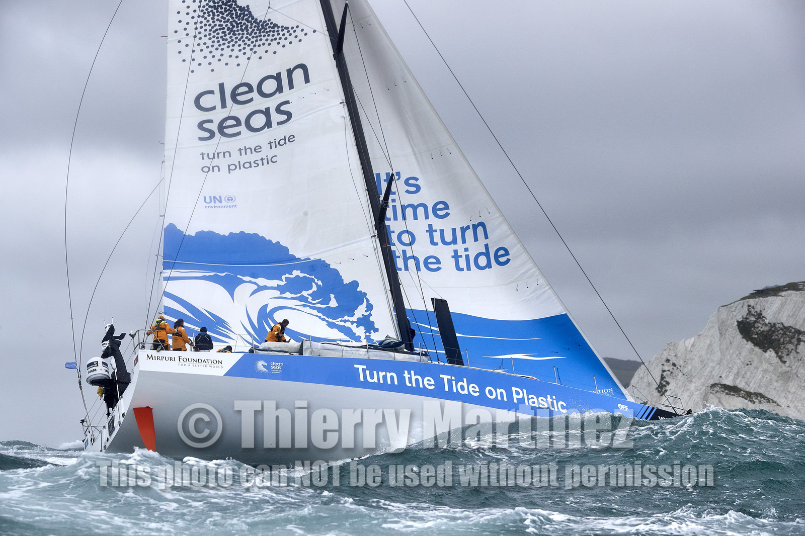 LENDY COWES WEEK - Round the island.