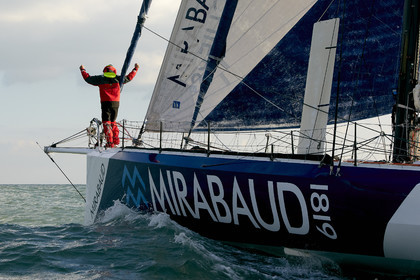 13_02494  2012 13 VENDEE GLOBE. Arrival in Les sables d'Olonne (