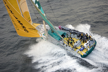 VOLVO OCEAN RACE START - VIGO-SPAIN- 12NOV 2005