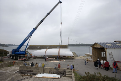 Thierry Dubois new boat under construction.15 Oct 2006