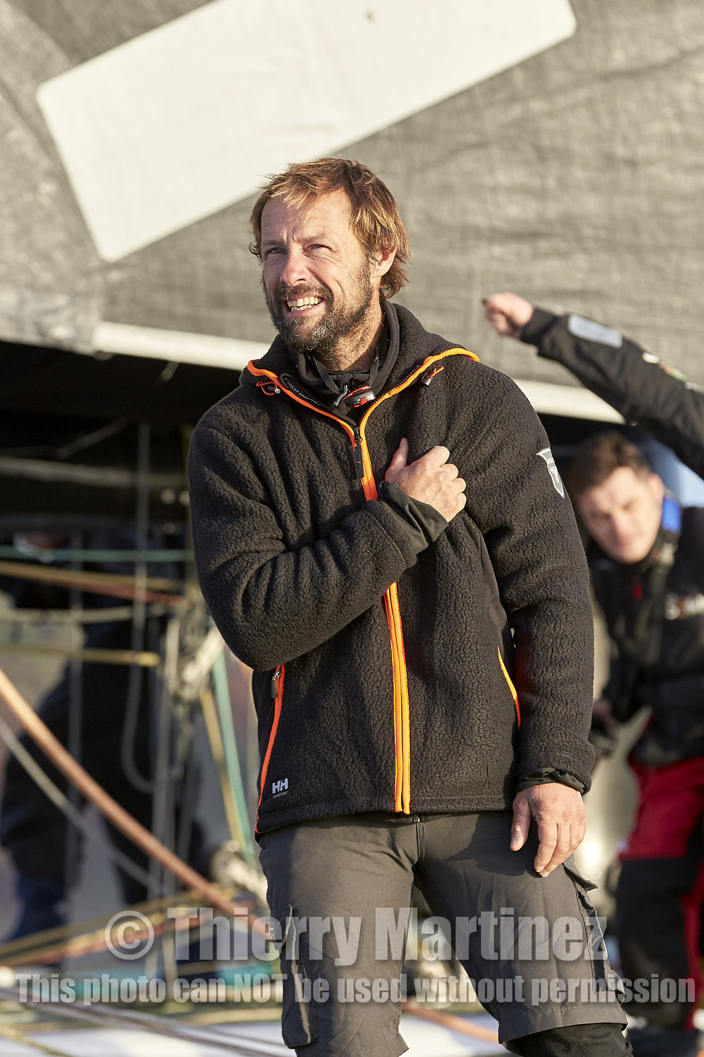 Single-handed sailing round the world record .