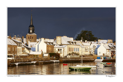 Photo disponible en tirage photo Fine Art,tirage original limités à 30 exemplaires.Chaque tirage est numéroté avec certificat d’authenticité signé.Pour choisir le format et support merci d'utiliser le caddie à coté de la photo.Formats disponibles : Tirage sur papier ( tirage seul) :  30x45 cm   40x60 cm  60x90 cm. Vous pouvez choisir le tirage avec un fond blanc ou noir , à votre convenance. Tirage sur papier contrecollé sur Dibond ( pas de bord blanc ou noir autour de l'image), avec système d'attache au dos:  30x45 cm   40x60 cm  50x75 cm  80x120cm.Tirage sur toile ( Canvas) monté sur chassis bois (pas de bord blanc ou noir autour de l'image), avec système d'attache au dos :  50x75 cm  80x120cm.Expédition ( Dans le monde entier): Colissimo (assurance) avec signature à réception. 48h pour la France métropolitaine.Il est possible de récupérer les tirages à La Galerie du Golfe (sans frais d'expèdition).Conditionnement tirages seuls: tube cylindrique renforcé + boite.