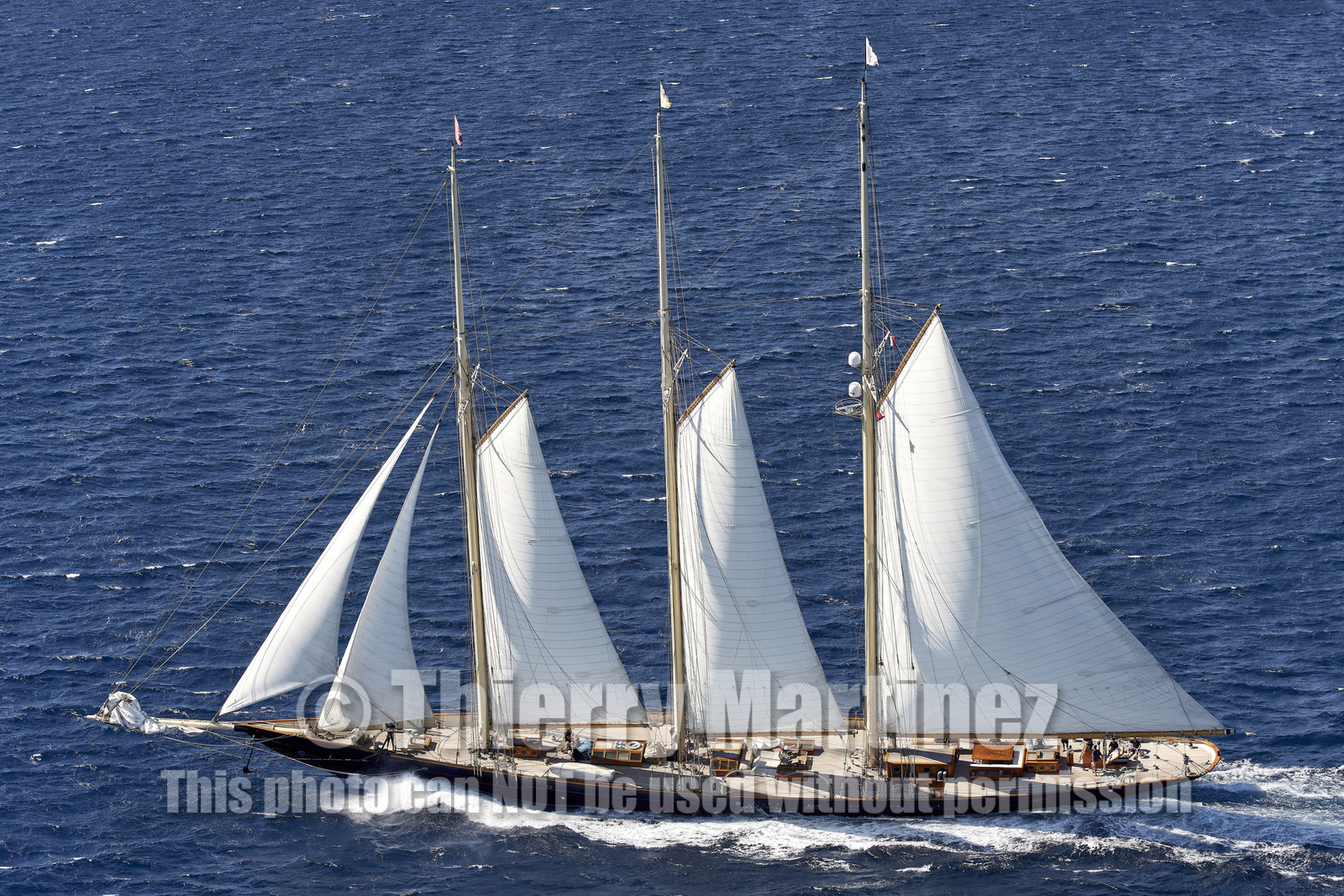 THM-21_23213_VOILES ST TROPEZ DAY 2 HELI