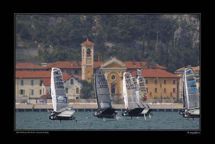 Photo disponible en tirage photo Fine Art,tirage original limités à 30 exemplaires.Chaque tirage est numéroté avec certificat d’authenticité signé.Pour choisir le format et support merci d'utiliser le caddie à coté de la photo.Formats disponibles : Tirage sur papier ( tirage seul) :  30x45 cm   40x60 cm  60x90 cm. Vous pouvez choisir le tirage avec un fond blanc ou noir , à votre convenance. Tirage sur papier contrecollé sur Dibond ( pas de bord blanc ou noir autour de l'image), avec système d'attache au dos:  30x45 cm   40x60 cm  50x75 cm  80x120cm.Tirage sur toile ( Canvas) monté sur chassis bois (pas de bord blanc ou noir autour de l'image), avec système d'attache au dos :  50x75 cm  80x120cm.Expédition ( Dans le monde entier): Colissimo (assurance) avec signature à réception. 48h pour la France métropolitaine.Il est possible de récupérer les tirages à La Galerie du Golfe (sans frais d'expèdition).Conditionnement tirages seuls: tube cylindrique renforcé + boite.