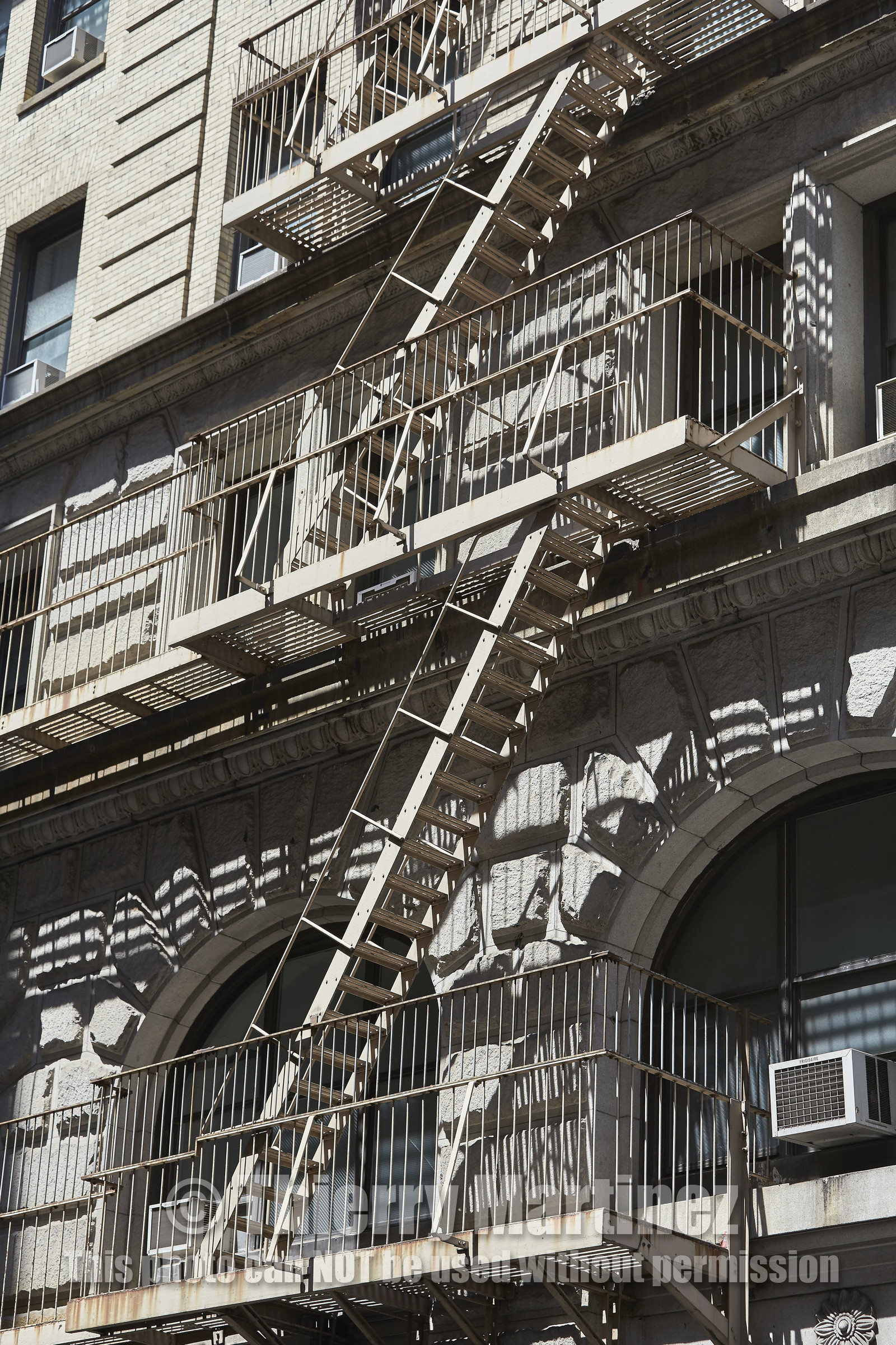 16_13612-NY