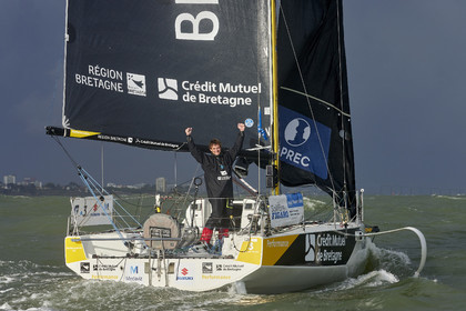 22_35035   © Thierry Martinez.ST NAZAIRE, FRANCE.07 Sept 2022.53éme édition de la Solitaire du Figaro.Arrivée de la 3éme étape , Ronan    St Nazaire.Tom Laperche (Région Bretagne-CMB Performance) vainqueur de l’étape et de l’édition de la Solitaire du Figaro 2022.