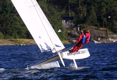 01_0488D-©ThMartinez- Sweden 1st 3rd August 2001. Archipelago Raid (Catamaran Formula 18) .Emma Richards (UK)& Ronan Cointo(FRA)