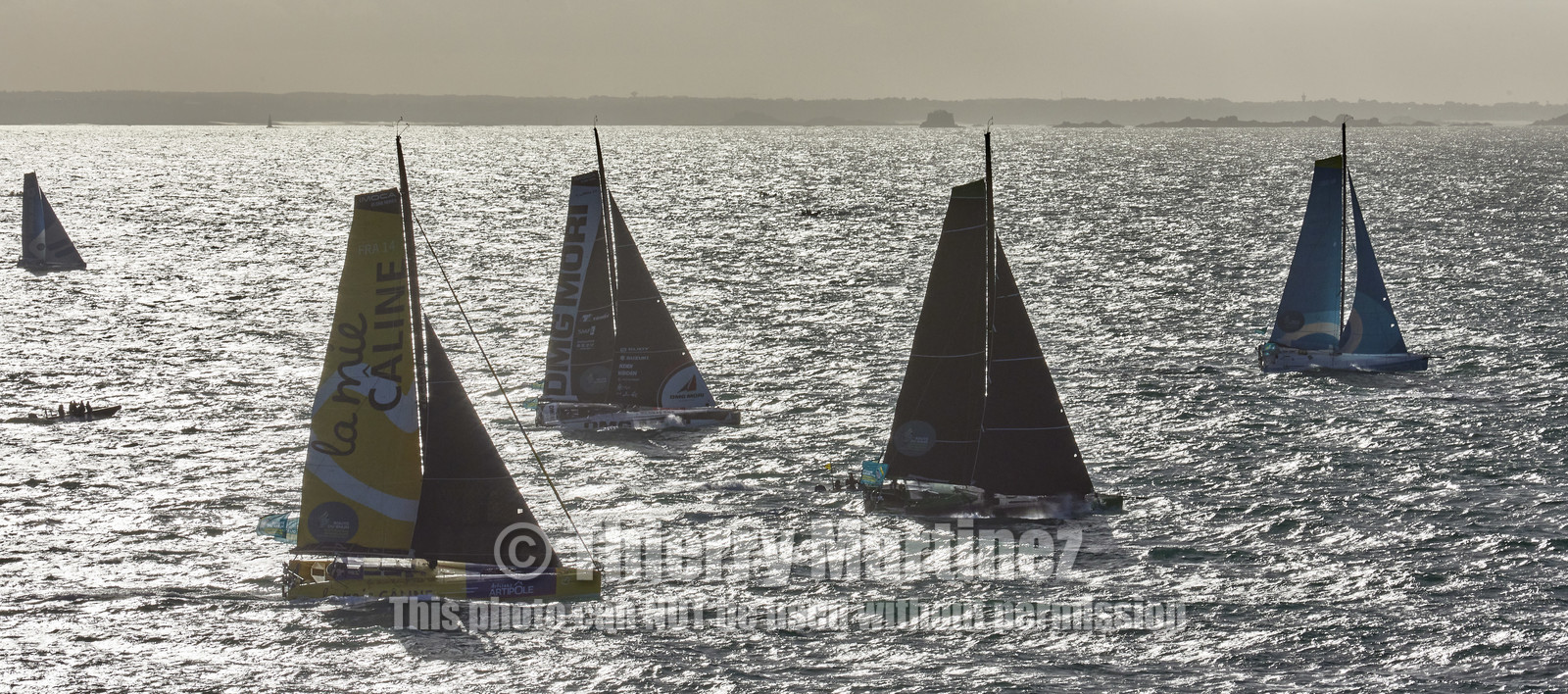 22_39367   © Thierry Martinez.DINARD, FRANCE. 9 Novembre  2022Départ de la 12éme ROUTE DU RHUM, transatlantique course à la voile en solitaire de St Malo(FRA)  à Pointe à Pitre (FRA-Guadeloupe) 3.543 milles nautiques.