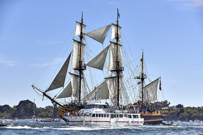 THM-19_18078-SEMAINE du Golfe PARADE