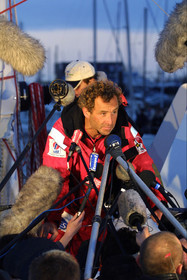 ©ThMartinez.Vendee Globe  Finish.Les Sables d'Olonne (FRA).13th February 2001..Roland Jourdain (FRA) SILL MATINES LA POTAGERE 3rd in .Single handed round the world race in 96 days 01 h 02 mn 33 seconds..Roland  alias BILOU set up the new record of distance on Open 60'.in 24h: 435,3 miles.