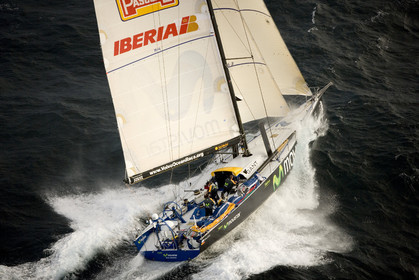 VOLVO OCEAN RACE START - VIGO-SPAIN- 12NOV 2005
