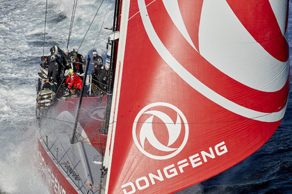 THM-17_108004_VOR-LISBON-LEG2start