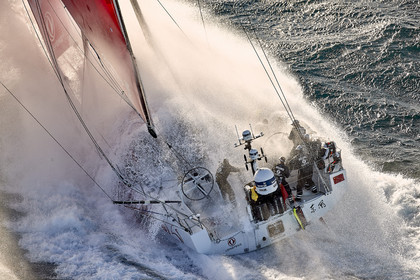 THM-17_107608_VOR-LISBON-LEG2start