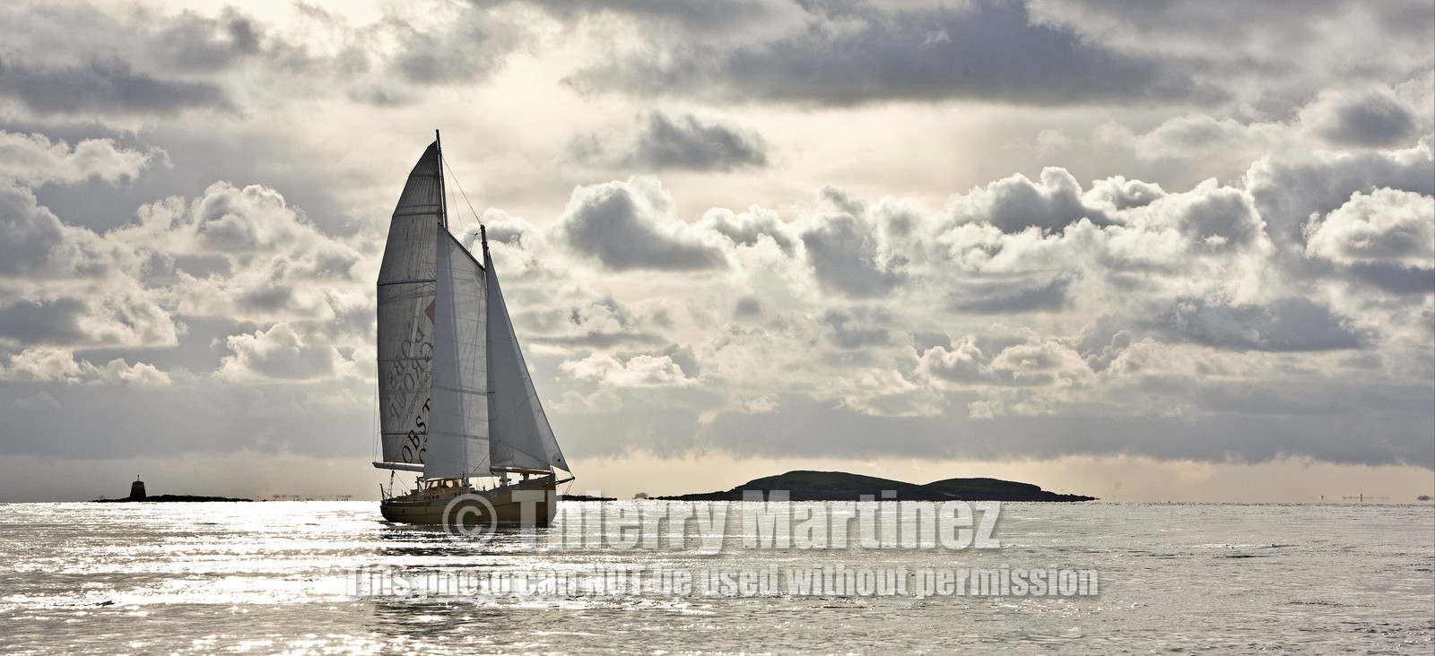 LA LOUISE new schooner  of Thierry Dubois (FRA) Sailing in Golfe du Morbihan (FRA)