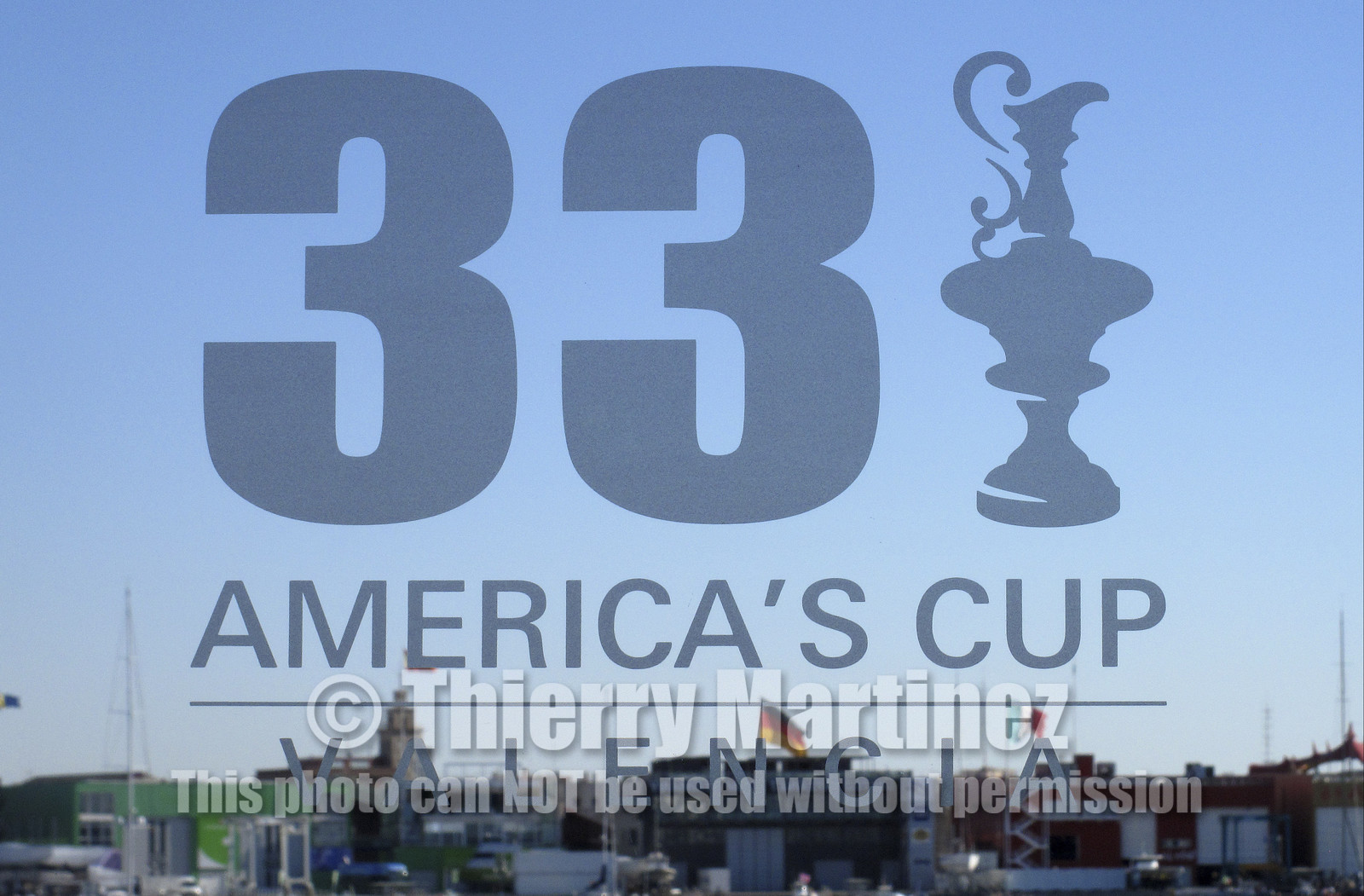 33rd  AMERICA'S CUP Valencia Spain, February 2010 - Defender:  ALINGHI (ALINGHI 5) vs Challenger : BMW Oracle Racing (USA 17)