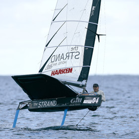 2013 McDOUGALL+McCONAGHY Moth Worlds - Kaneohe Bay - Hawaii -USA . October 2013