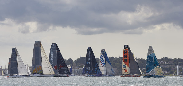 THM-15_64389_FASTNET RACE Start.