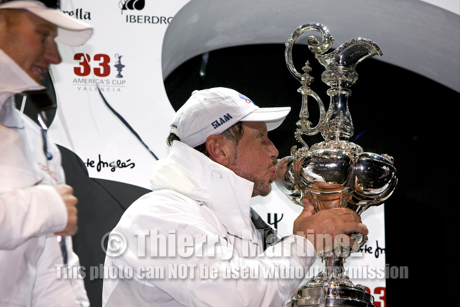 33rd  AMERICA'S CUP Valencia Spain, February 2010 - Defender:  ALINGHI (ALINGHI 5) vs Challenger : BMW Oracle Racing (USA 17)