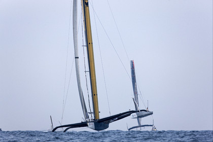 33rd  AMERICA'S CUP Valencia Spain, February 2010 - Defender:  ALINGHI (ALINGHI 5) vs Challenger : BMW Oracle Racing (USA 17)