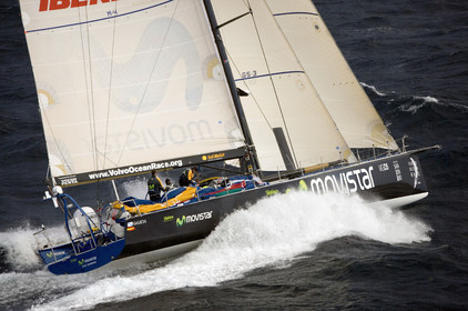 VOLVO OCEAN RACE START - VIGO-SPAIN- 12NOV 2005
