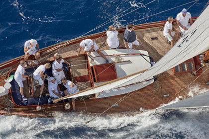 THM-21_23017_VOILES ST TROPEZ DAY 2 HELI