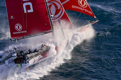 THM-17_106280_VOR-LISBON-LEG2start