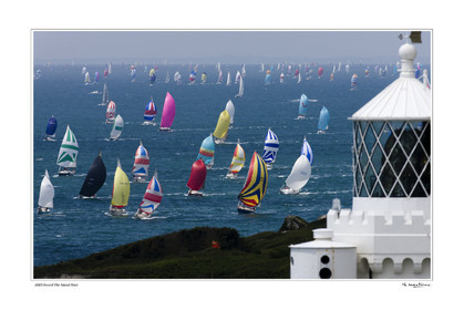 Photo disponible en tirage photo Fine Art,tirage original limités à 30 exemplaires.Chaque tirage est numéroté avec certificat d’authenticité signé.Pour choisir le format et support merci d'utiliser le caddie à coté de la photo.Formats disponibles : Tirage sur papier ( tirage seul) :  30x45 cm   40x60 cm  60x90 cm. Vous pouvez choisir le tirage avec un fond blanc ou noir , à votre convenance. Tirage sur papier contrecollé sur Dibond ( pas de bord blanc ou noir autour de l'image), avec système d'attache au dos:  30x45 cm   40x60 cm  50x75 cm  80x120cm.Tirage sur toile ( Canvas) monté sur chassis bois (pas de bord blanc ou noir autour de l'image), avec système d'attache au dos :  50x75 cm  80x120cm.Expédition ( Dans le monde entier): Colissimo (assurance) avec signature à réception. 48h pour la France métropolitaine.Il est possible de récupérer les tirages à La Galerie du Golfe (sans frais d'expèdition).Conditionnement tirages seuls: tube cylindrique renforcé + boite.