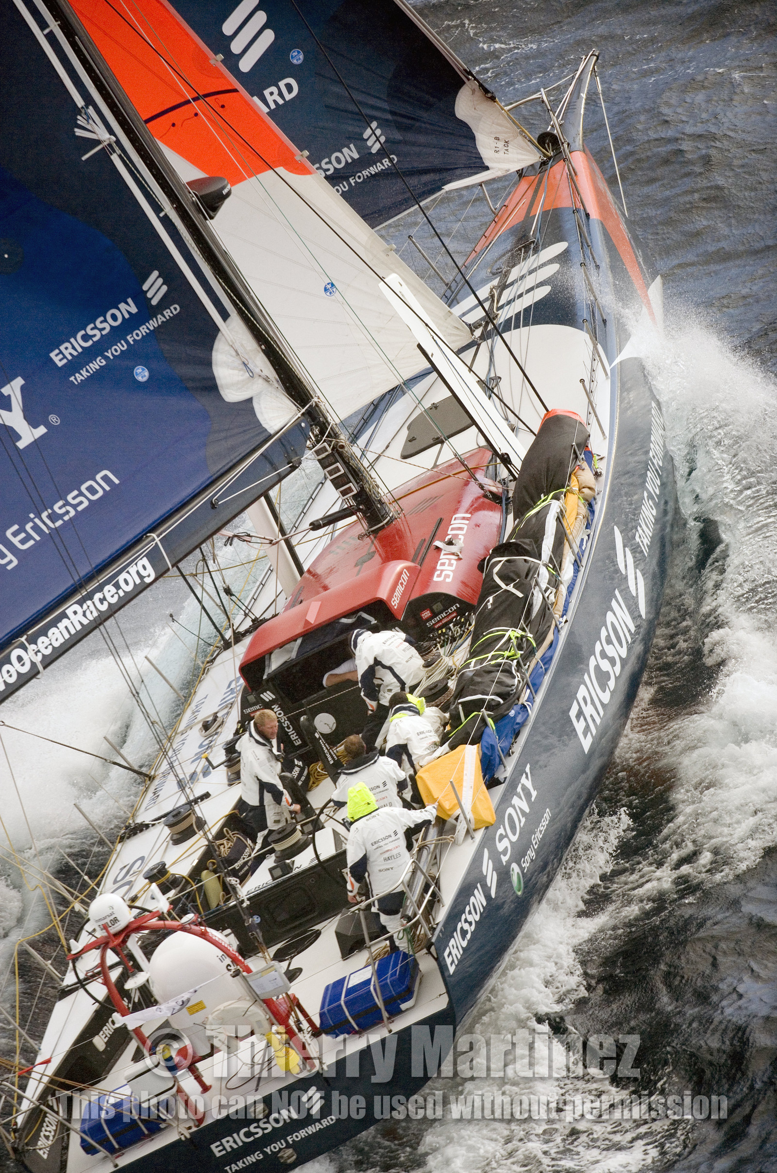 VOLVO OCEAN RACE START - VIGO-SPAIN- 12NOV 2005