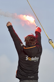 Single-handed sailing round the world record .
