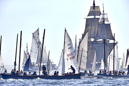 THM-19_17701-SEMAINE du Golfe PARADE