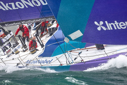 THM-17_062440_team AkzoNobel