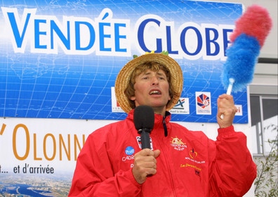 ©ThMartinez. Vendee Globe 2000. Les Sables d'Olonne (FRA) 5th March 2001..Joe Seeten (FRA) Region Nord pas de Calais-Chocolats du monde finish 10th .in his first single handed round the world in 115 days 16hours 45mns.