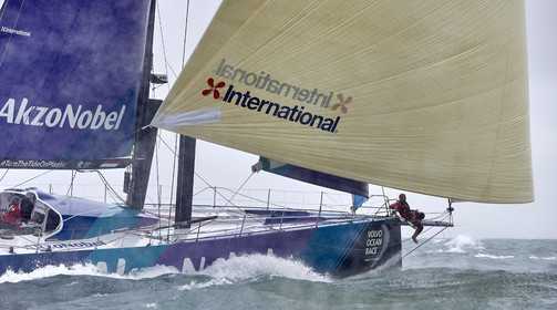 THM-17_063265_team AkzoNobel